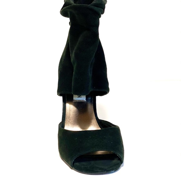 Steve Madden Open Toe Sandals - Picture 3 of 10